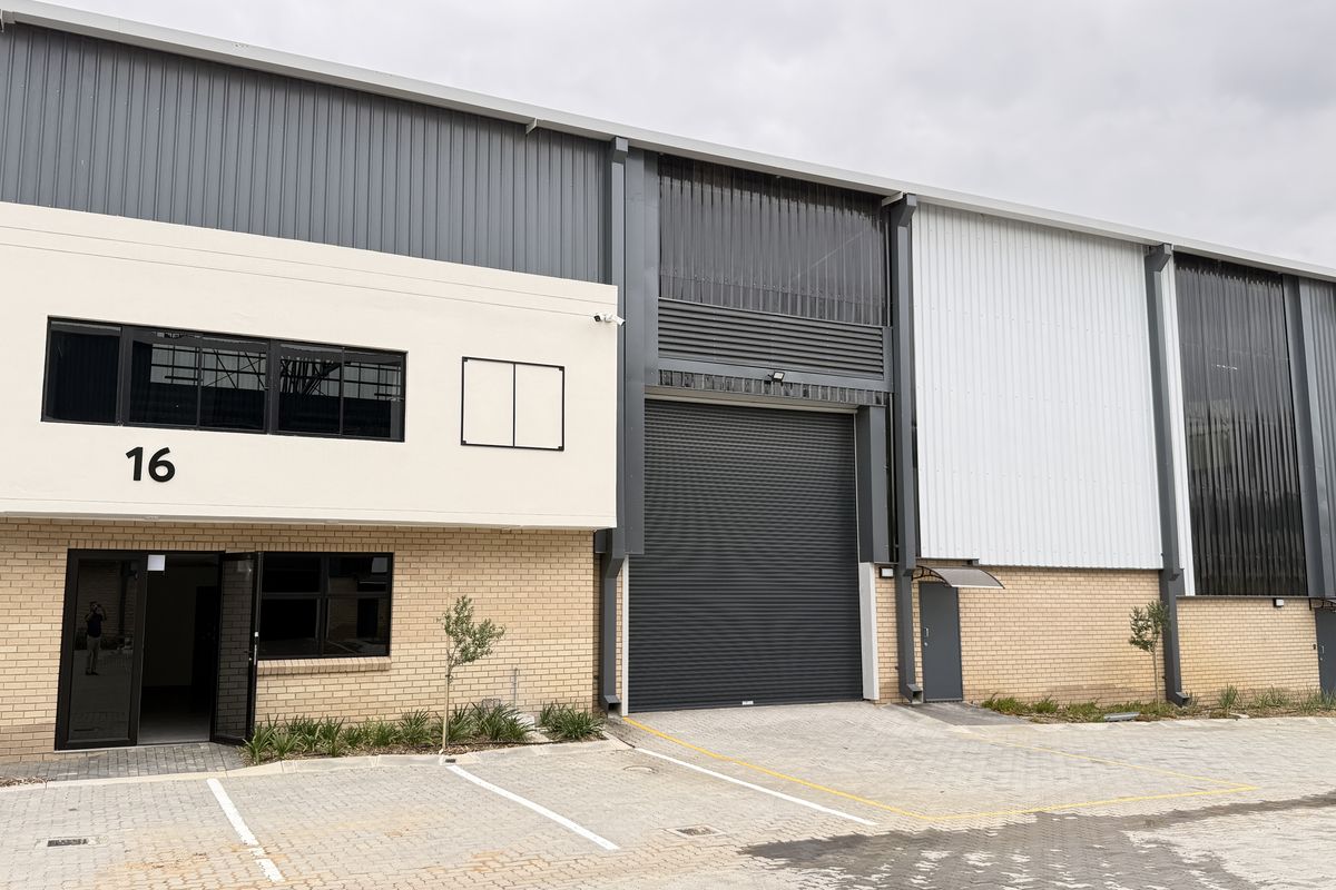 Premium Industrial Facility in Samrand’s High-Demand Logistics Corridor - Photo 2