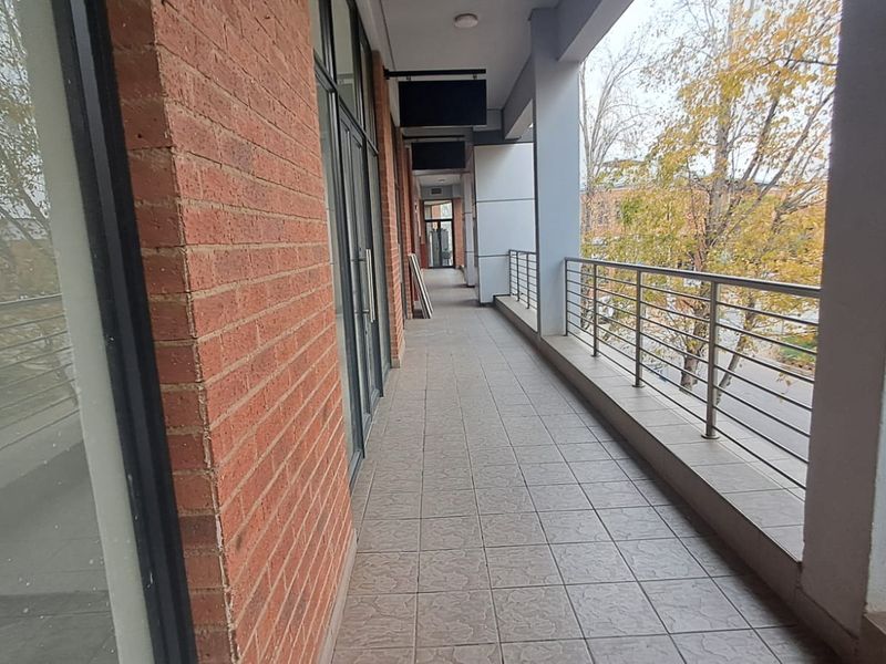78m2 Retail space to let in Centurion - Photo 2