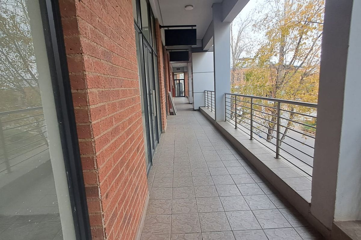 78m2 Retail space to let in Centurion - Photo 2