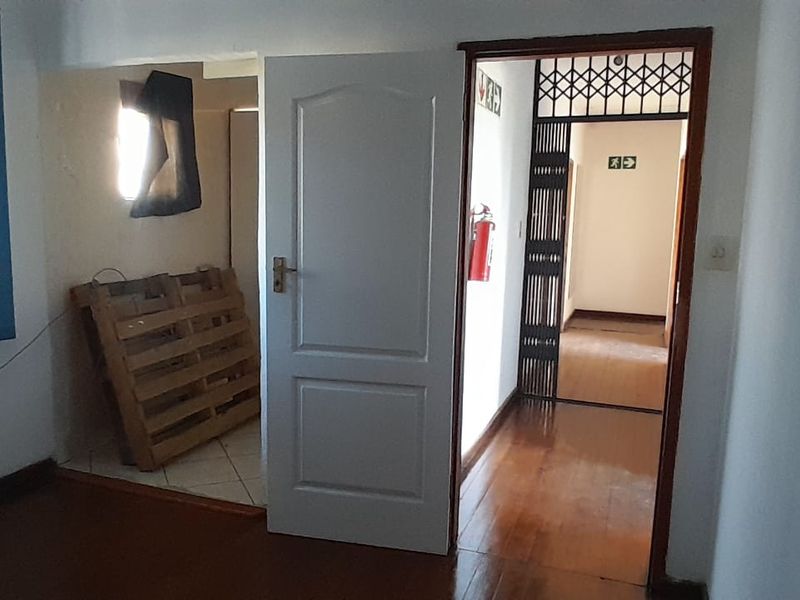 Commercial Property To Let - Mthatha Central - Photo 10