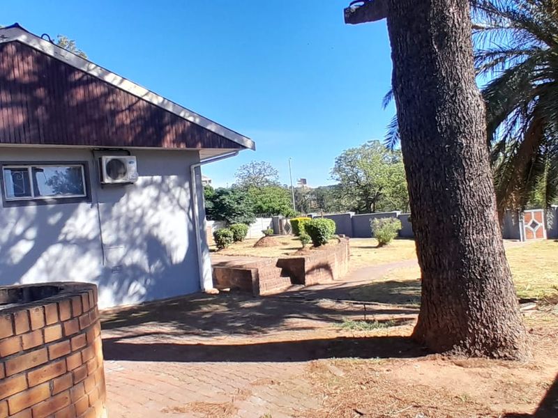 Commercial Property To Let - Mthatha Central - Photo 5
