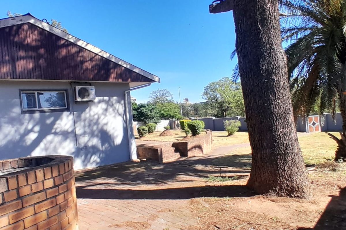 Commercial Property To Let - Mthatha Central - Photo 5