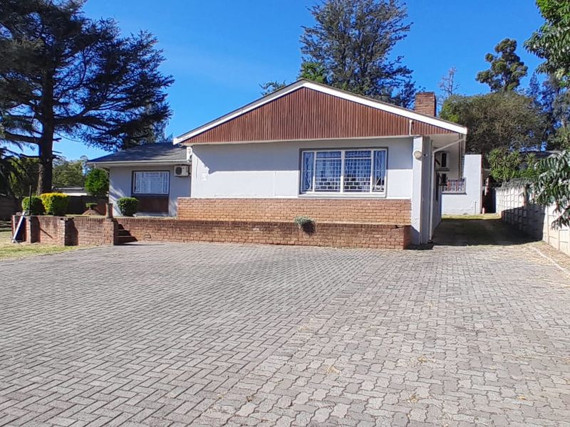 Commercial Property To Let - Mthatha Central - Photo 4