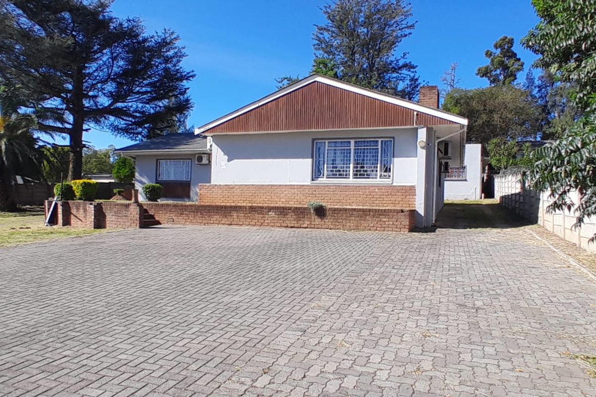 Commercial Property To Let - Mthatha Central - Photo 4
