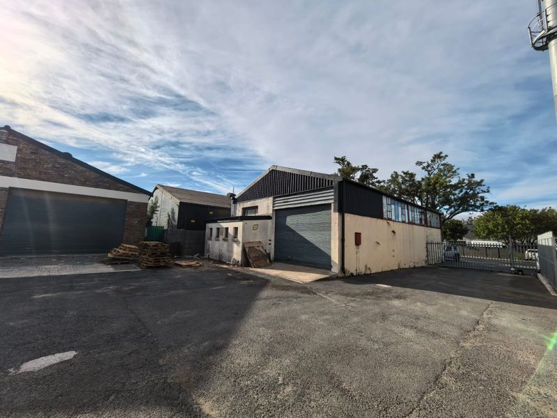 Commercial Premises To Let – Somerset West Industrial Area - Photo 2