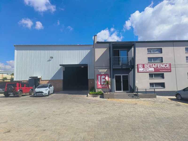 840m2 Warehouse To Let In Limeroc Business Park | Knopjeslaagte | Centurion - Photo 2