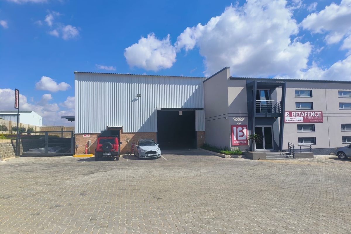 840m2 Warehouse To Let In Limeroc Business Park | Knopjeslaagte | Centurion - Photo 3