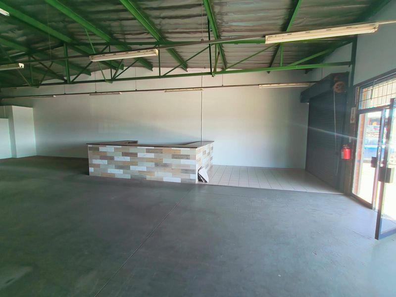 257m2 Showroom / Retail Space To Let On South Street, Centurion - Photo 6