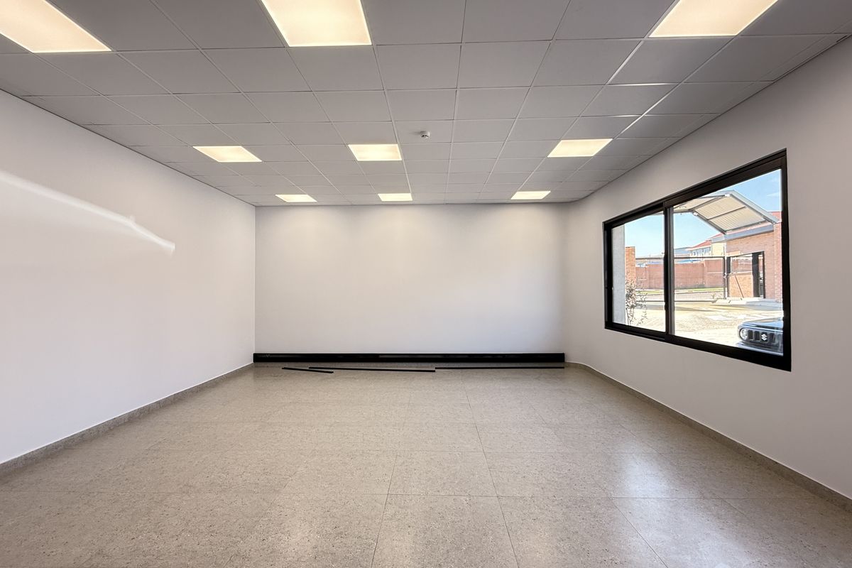Premium 1,057m2 Logistics Warehouse To Let in Samrand’s Fast-Growing Industrial Corridor - Photo 5