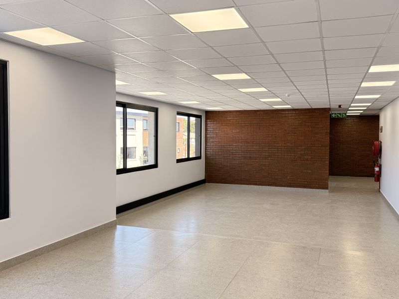 Brand-New 1,057m2 Industrial Warehouse in Secure Samrand Logistics Park - Photo 8