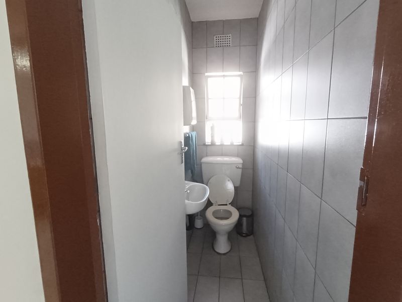 INVESTMENT OPPORTUNITY – STRONG RENTAL YIELD IN NELSPRUIT CBD - Photo 8