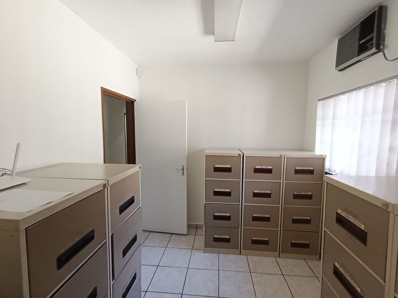 INVESTMENT OPPORTUNITY – STRONG RENTAL YIELD IN NELSPRUIT CBD - Photo 10