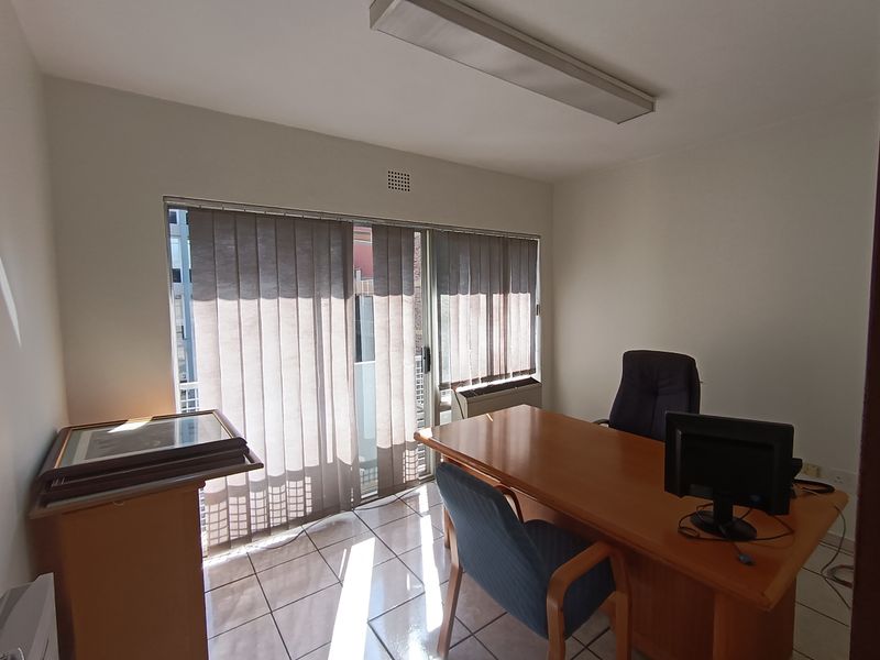 INVESTMENT OPPORTUNITY – STRONG RENTAL YIELD IN NELSPRUIT CBD - Photo 2
