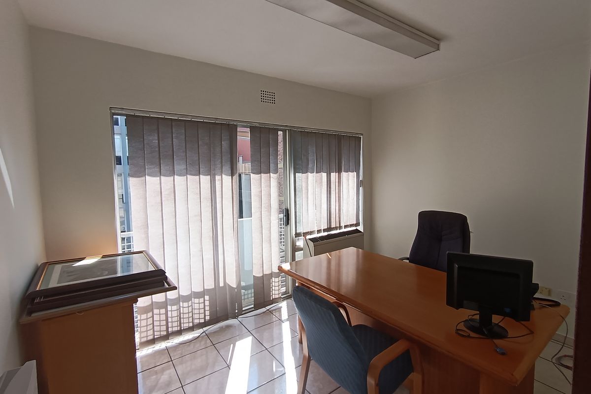 INVESTMENT OPPORTUNITY – STRONG RENTAL YIELD IN NELSPRUIT CBD - Photo 2