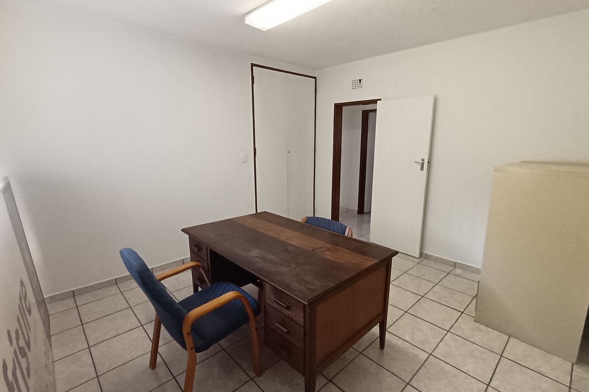 INVESTMENT OPPORTUNITY – STRONG RENTAL YIELD IN NELSPRUIT CBD - Photo 3