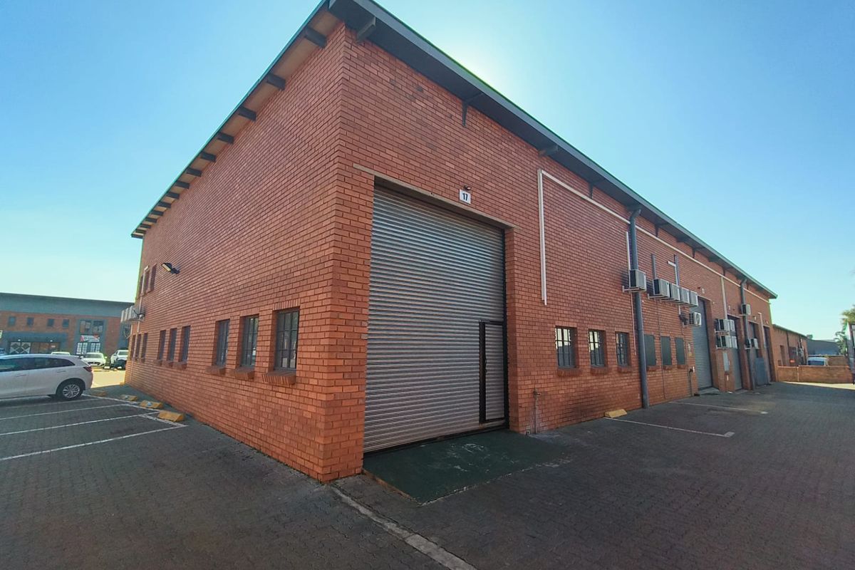 Mini Warehouse To Let in Hennopspark, Centurion - Photo 3