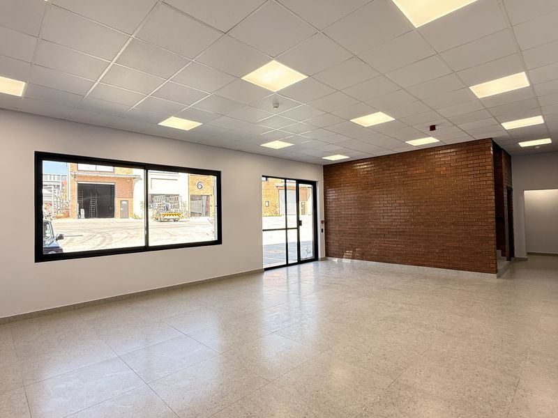 High-Spec 1,057m2 Industrial Warehouse in Prime Samrand Industrial Park - Photo 4