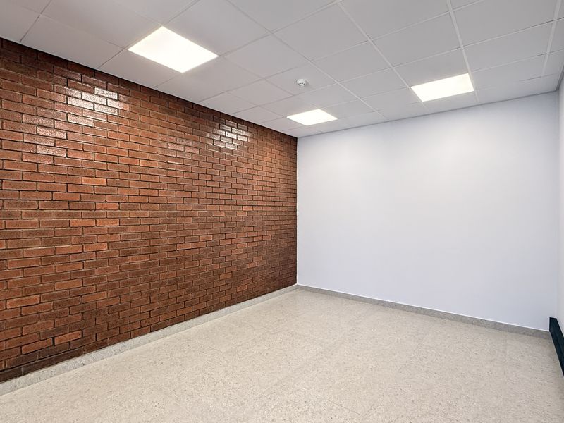 High-Spec 1,057m2 Industrial Warehouse in Prime Samrand Industrial Park - Photo 10