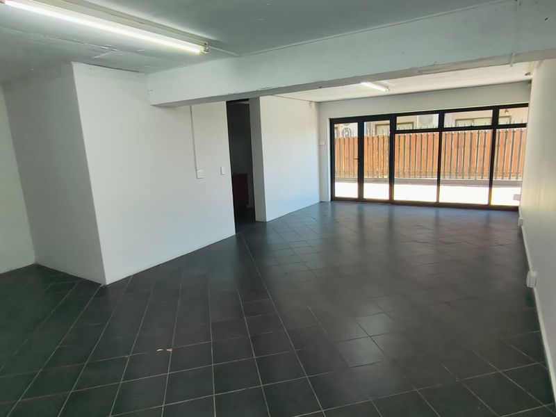 100sqm Office To Let in Route 21 Corporate Park, Irene, Centurion - Photo 9