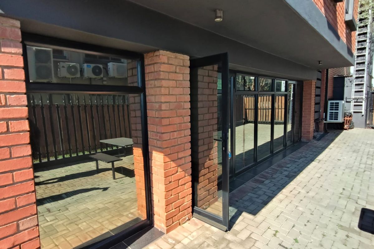 100sqm Office To Let in Route 21 Corporate Park, Irene, Centurion - Photo 4