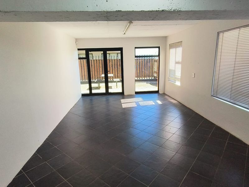 100sqm Office To Let in Route 21 Corporate Park, Irene, Centurion - Photo 7