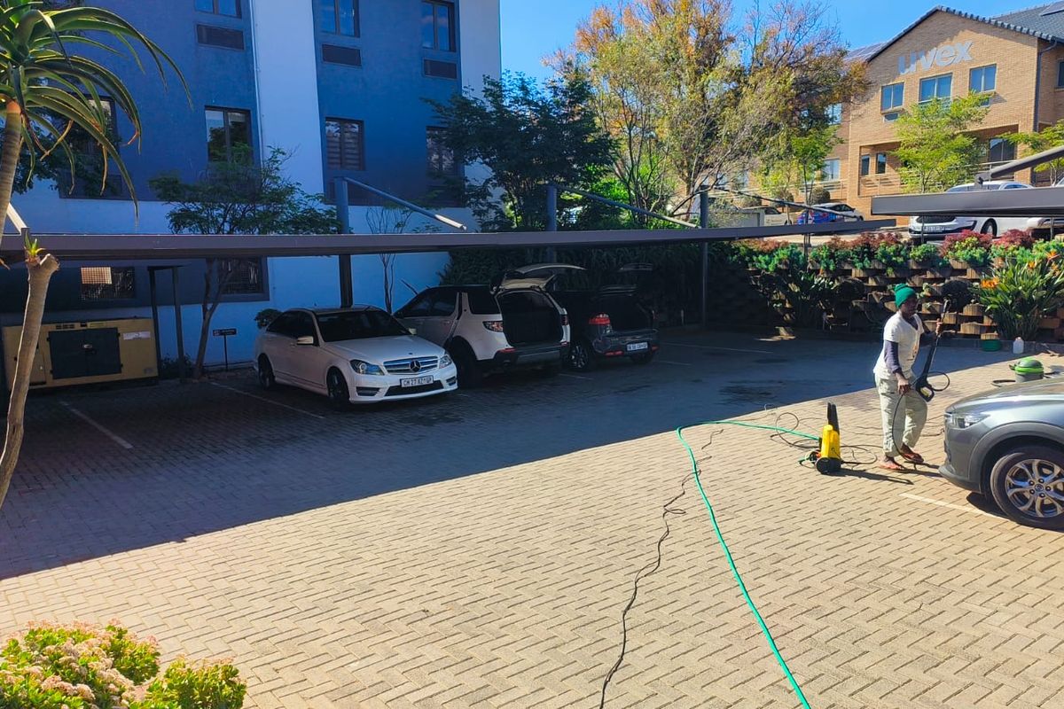 100sqm Office To Let in Route 21 Corporate Park, Irene, Centurion - Photo 5