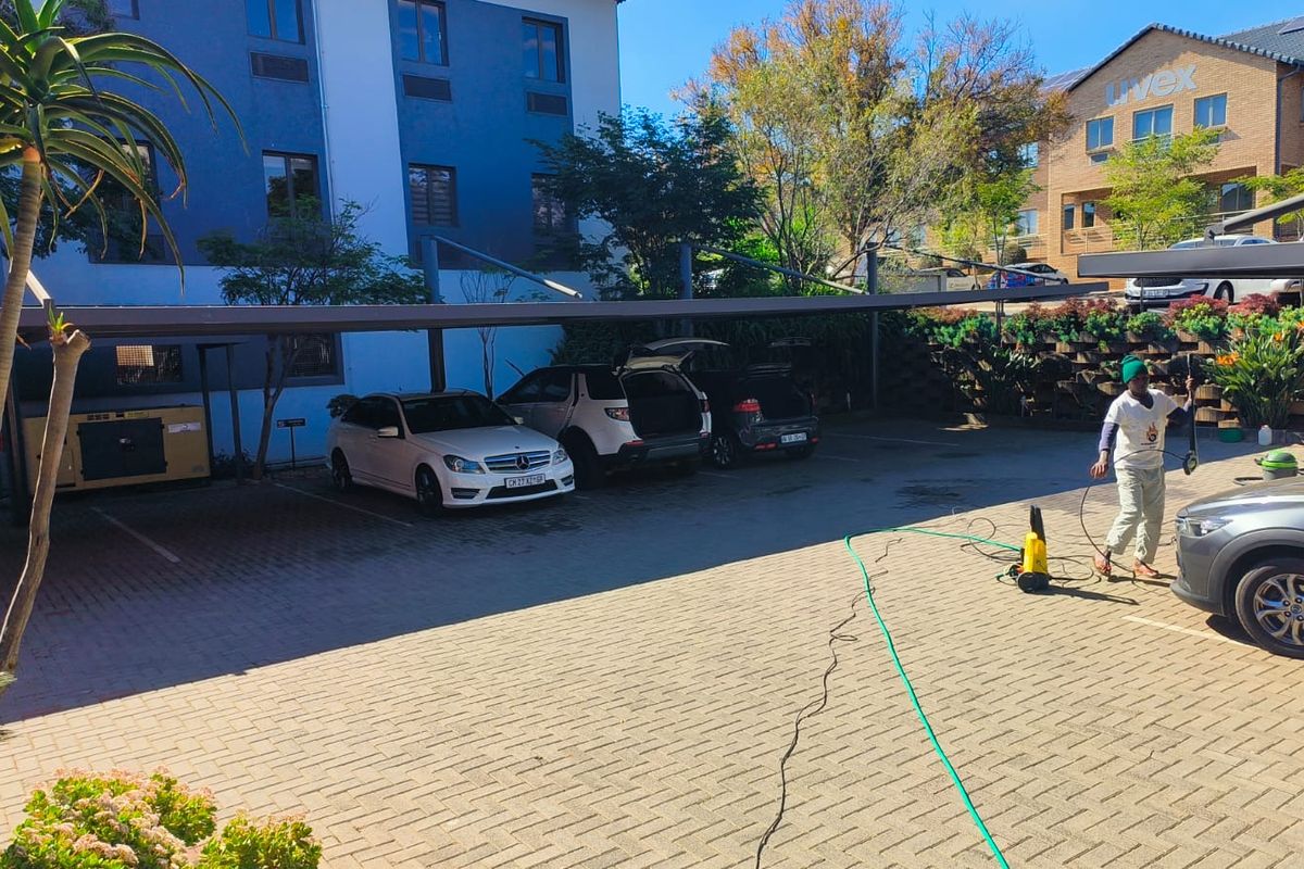 100sqm Office To Let in Route 21 Corporate Park, Irene, Centurion - Photo 2