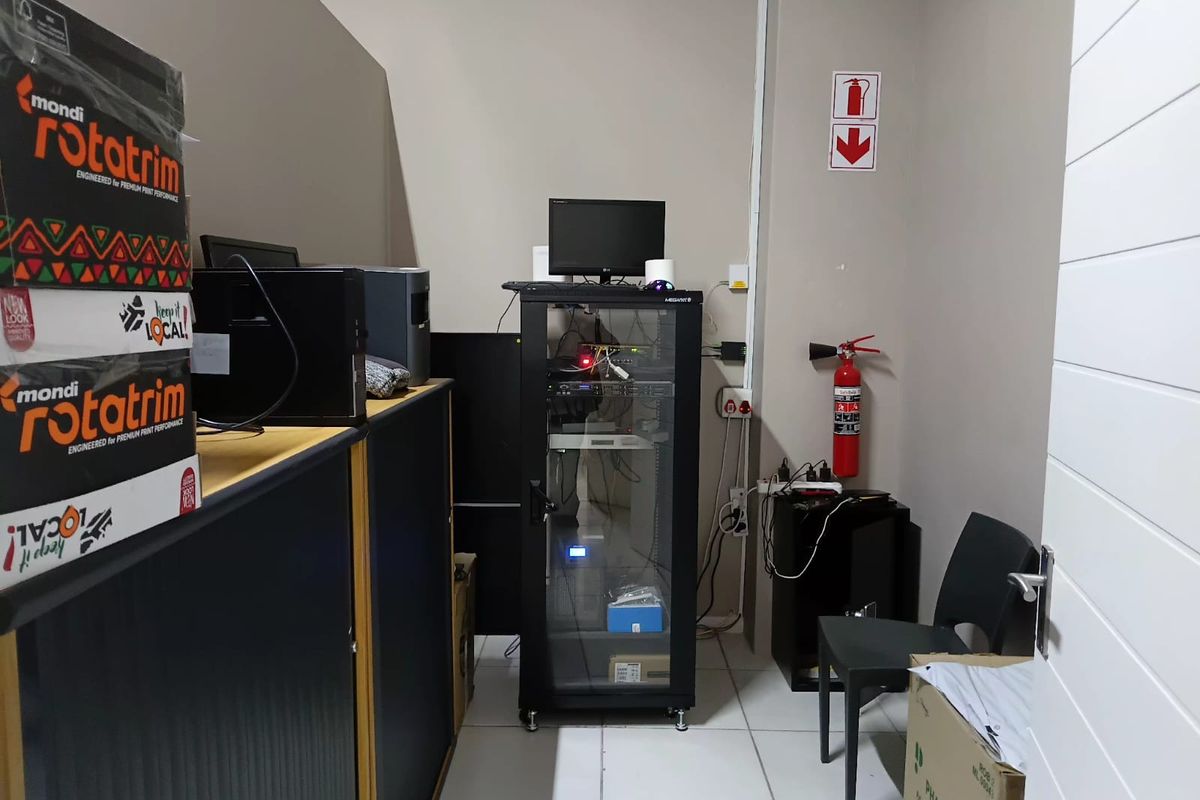 Spacious offices to rent in George - Photo 5