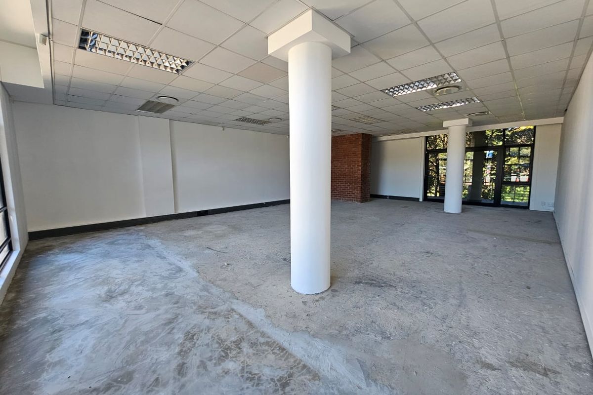 TO LET | Boutique Retail / Creative Office Space | Waterkloof Rand Centre | ±96 m2 + Private Balcony - Photo 2