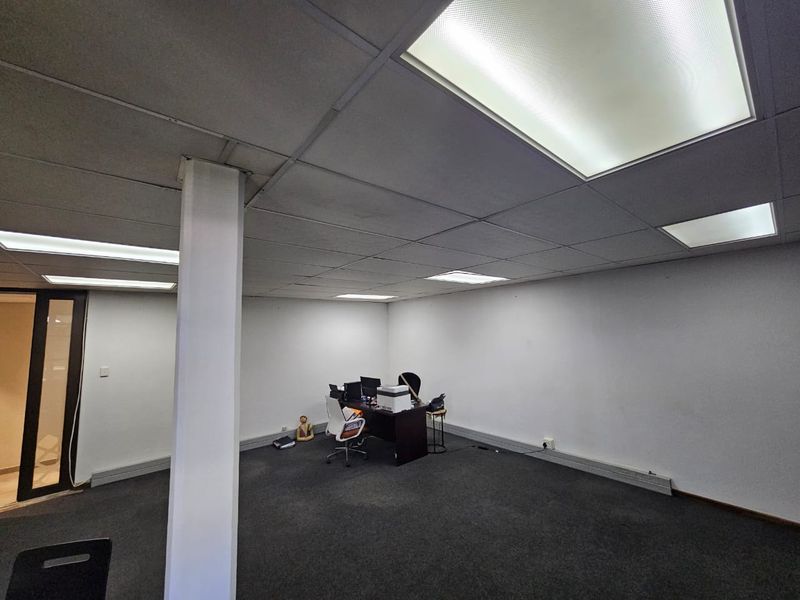TO LET | ±74 m2 Professional Office Suite | Waterkloof Area | Available by Arrangement - Photo 4