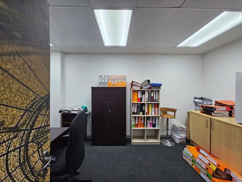 TO LET | ±74 m2 Professional Office Suite | Waterkloof Area | Available by Arrangement - Photo 10