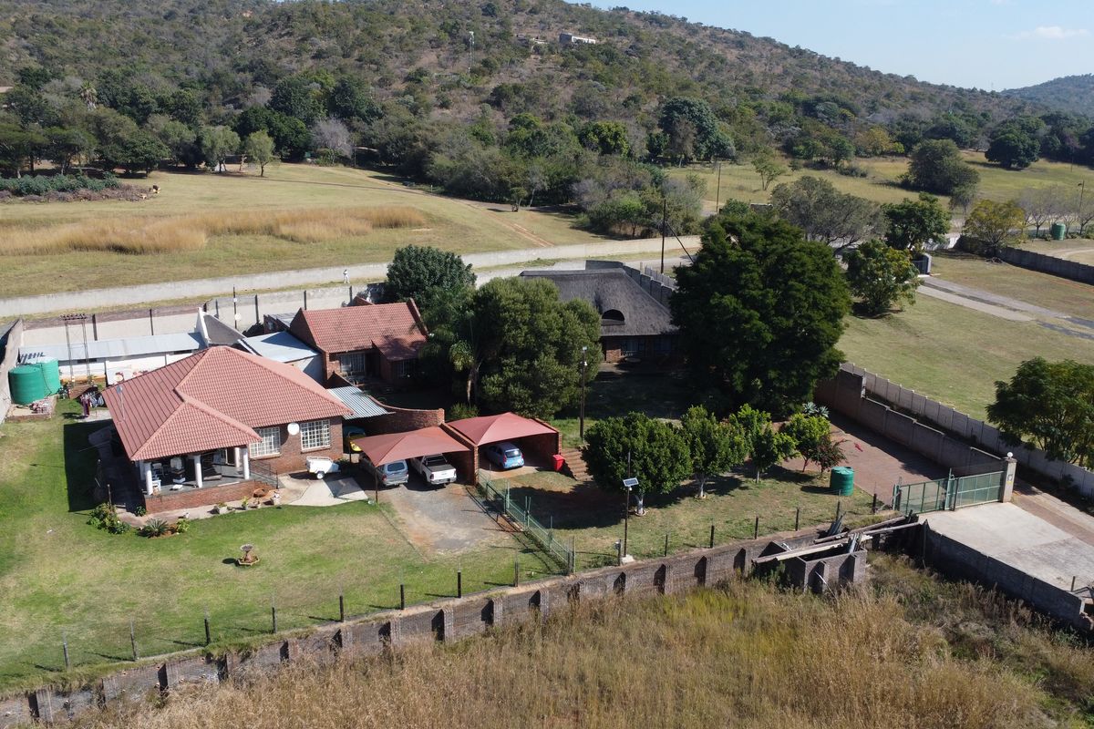 Prime R24 Commercial & Investment Opportunity – Gateway to Rustenburg’s Growth Corridor - Photo 2