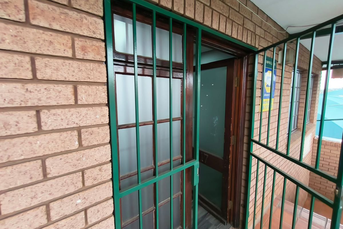 Office Space to Rent in Highveld, Centurion – 100m2 Commercial Property with Backup Power - Photo 2