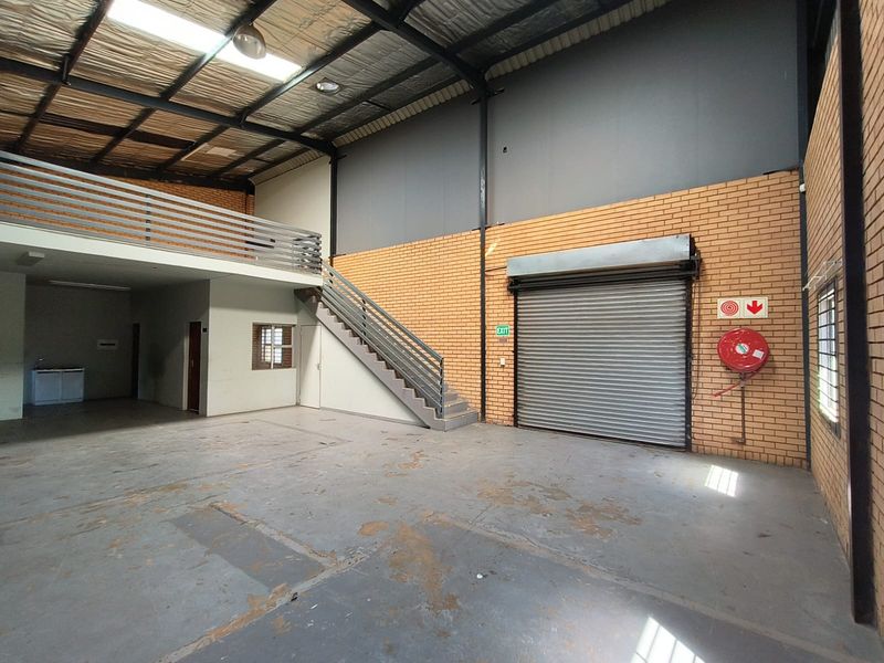 300m2 Industrial Property To Let in Sunderland Ridge | Westhills Business Estate2 - Photo 8