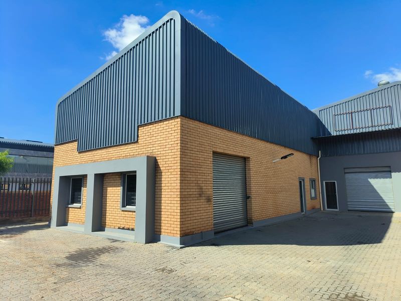 300m2 Industrial Property To Let in Sunderland Ridge | Westhills Business Estate2 - Photo 3
