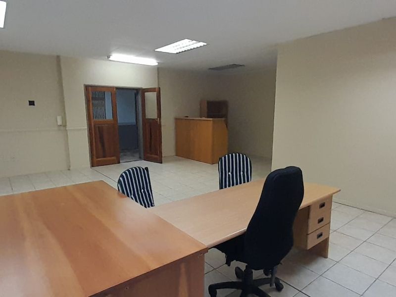 Affordable Office Space Above a Busy Retail Anchor, Wapadrand - Photo 4