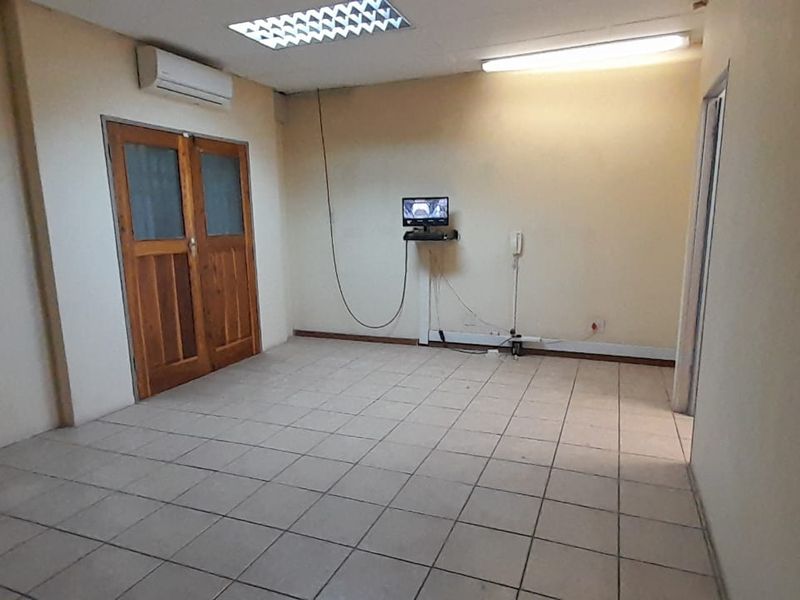 Functional First Floor Office with a Strong Pretoria East Address - Photo 10