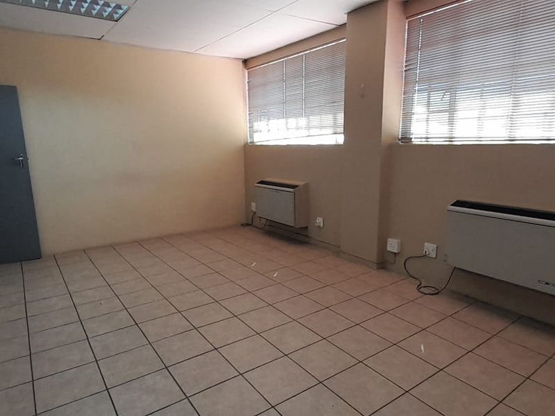 Functional First Floor Office with a Strong Pretoria East Address - Photo 9