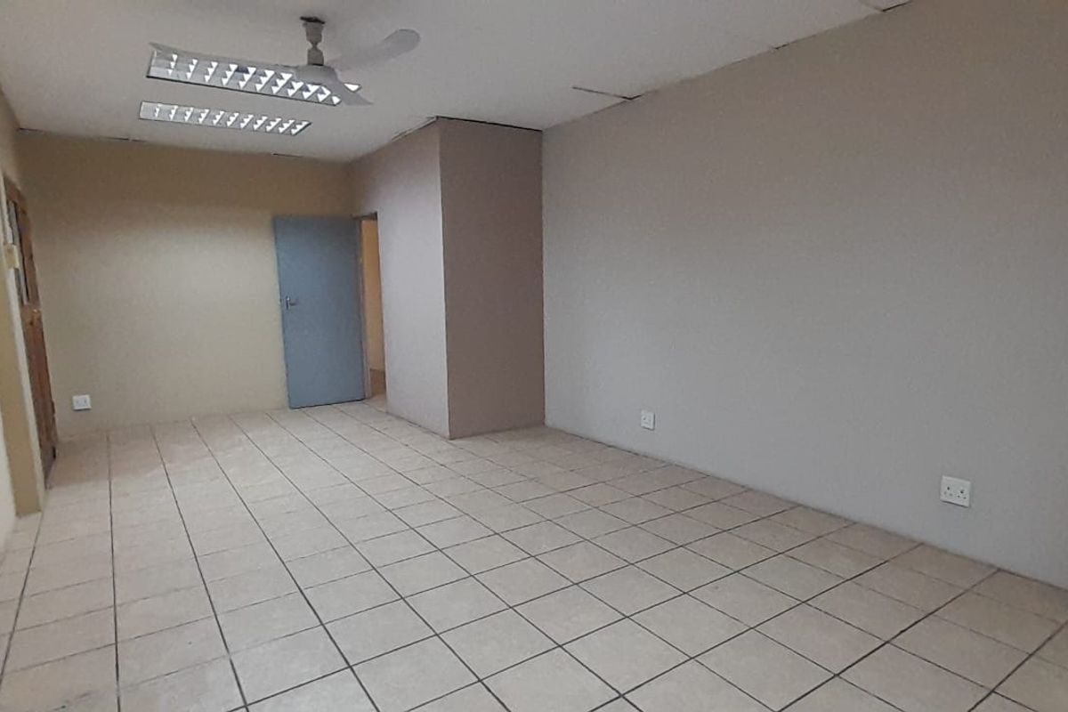 Functional First Floor Office with a Strong Pretoria East Address - Photo 4
