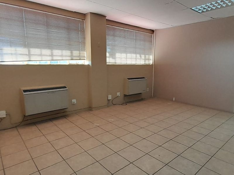 Functional First Floor Office with a Strong Pretoria East Address - Photo 3