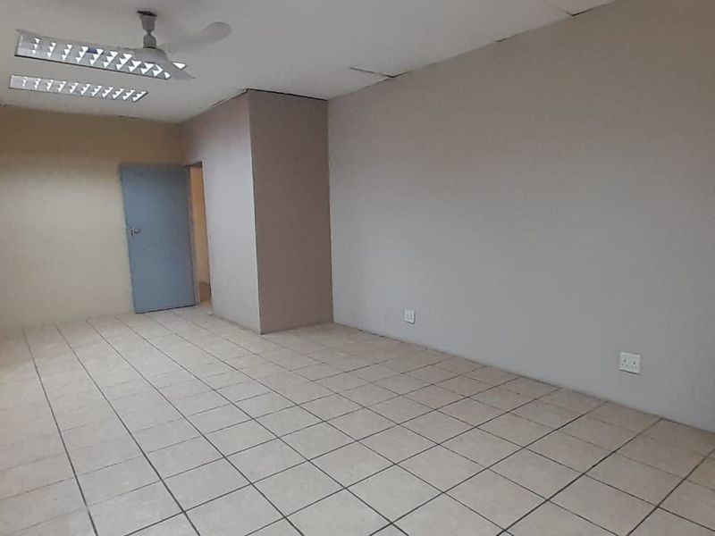 Functional First Floor Office with a Strong Pretoria East Address - Photo 5