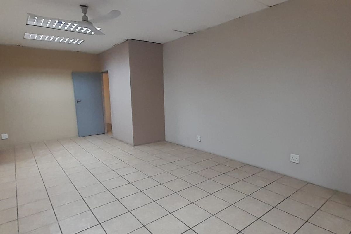 Functional First Floor Office with a Strong Pretoria East Address - Photo 5
