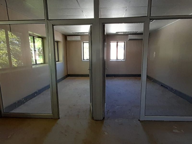 Professional First Floor Office in a Well Connected Business Park, Newlands - Photo 10