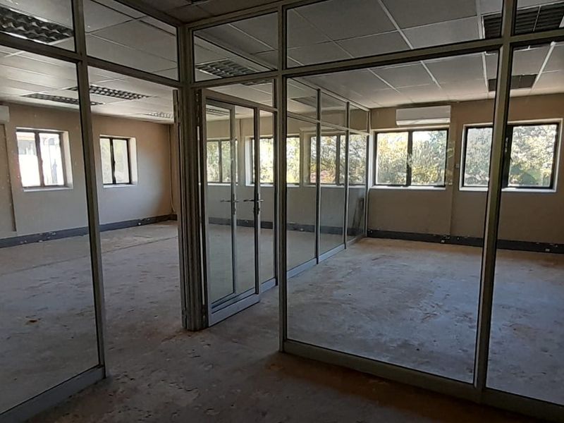 Professional First Floor Office in a Well Connected Business Park, Newlands - Photo 6