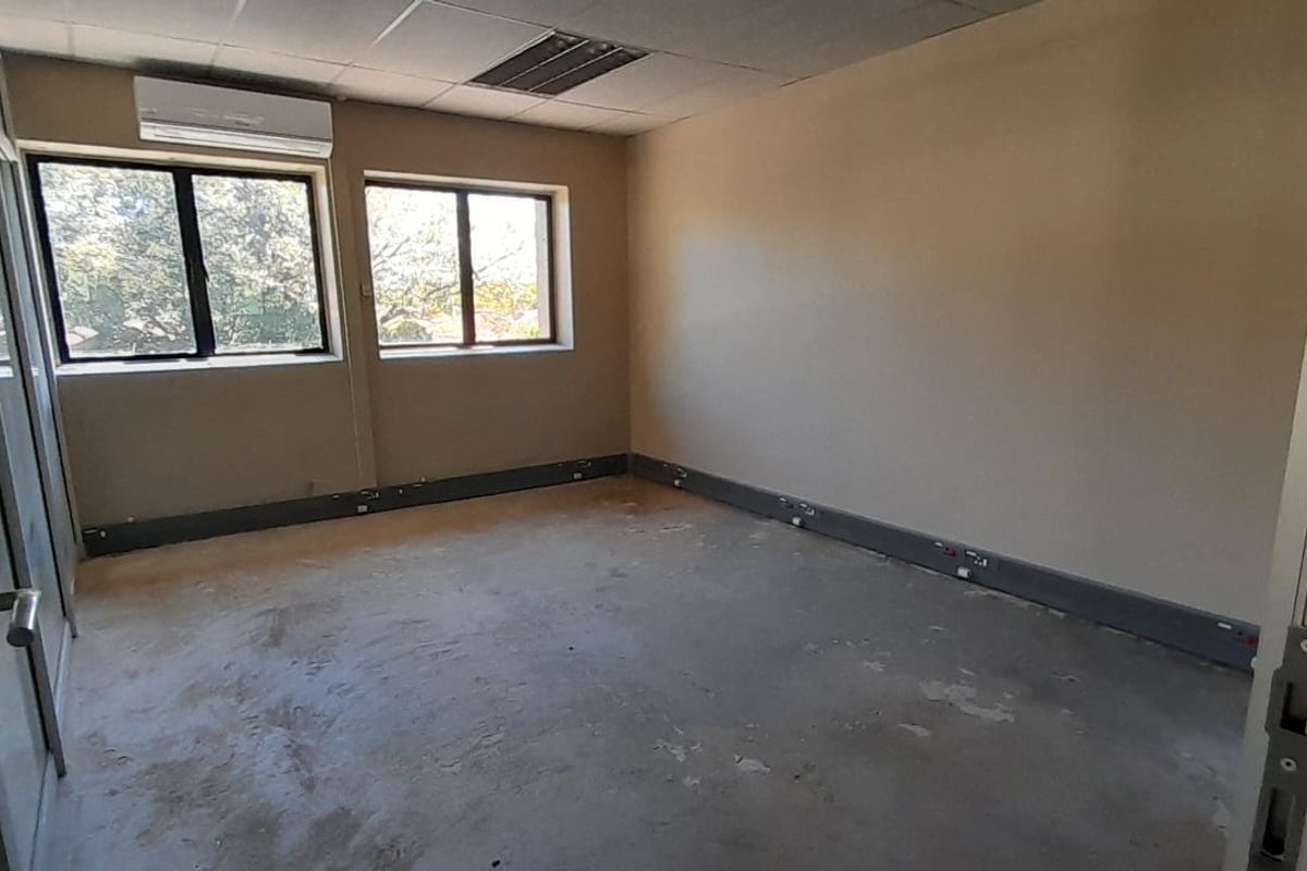 Professional First Floor Office in a Well Connected Business Park, Newlands - Photo 5