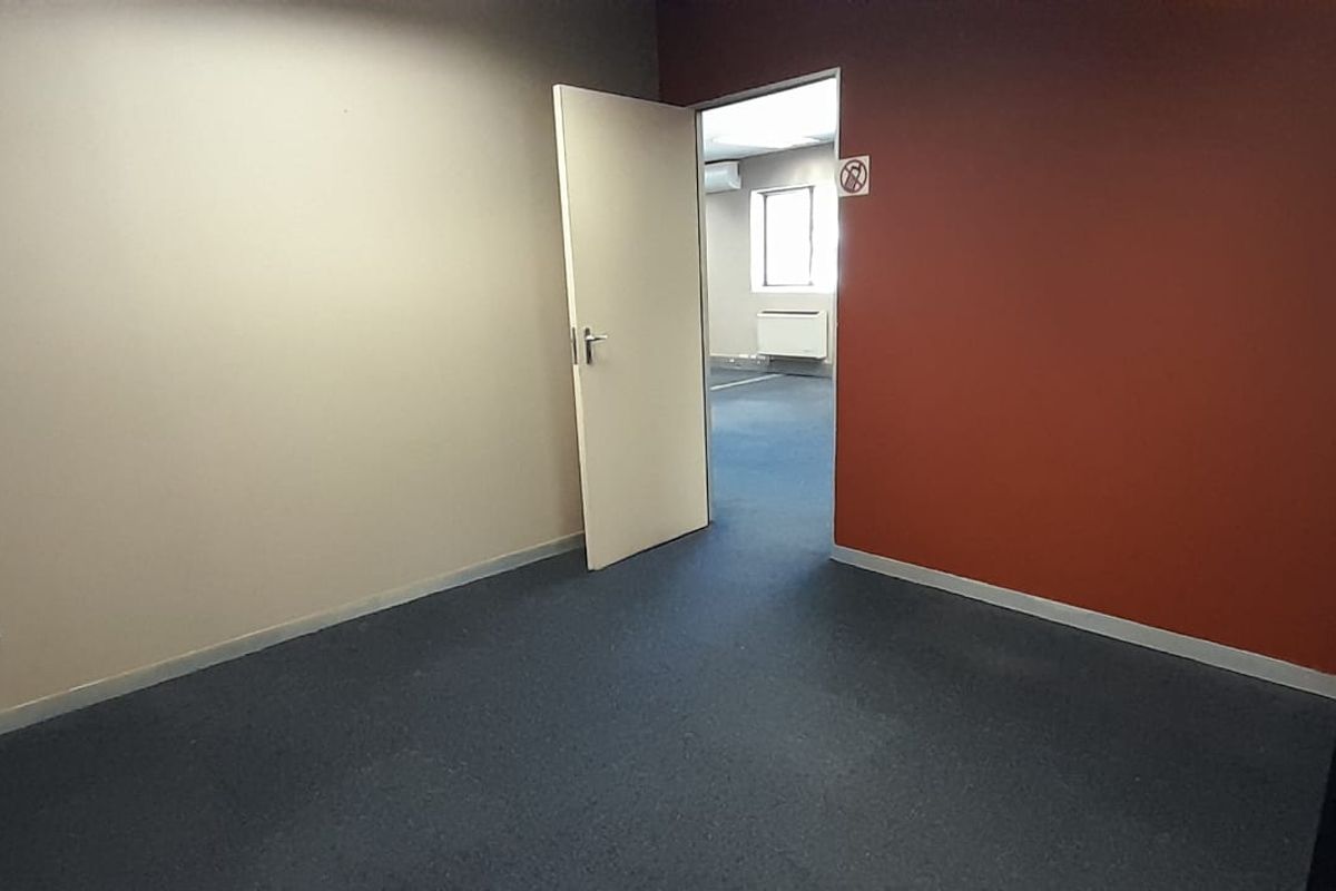 Smart Office Layout in a Trusted Pretoria East Business Address - Photo 5