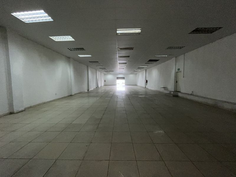 Prime Retail Opportunity – 365m2 Space Available To Let - Photo 6