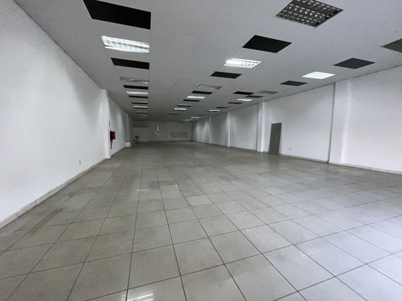 Prime Retail Opportunity – 365m2 Space Available To Let - Photo 1