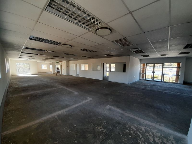 Rare Large Scale Office Opportunity with Storage Capability in Midrand - Photo 8
