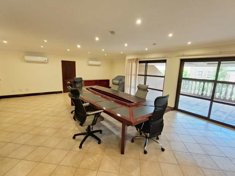 Premium Freestanding Office Space To Let in Highveld, Centurion - Photo 8